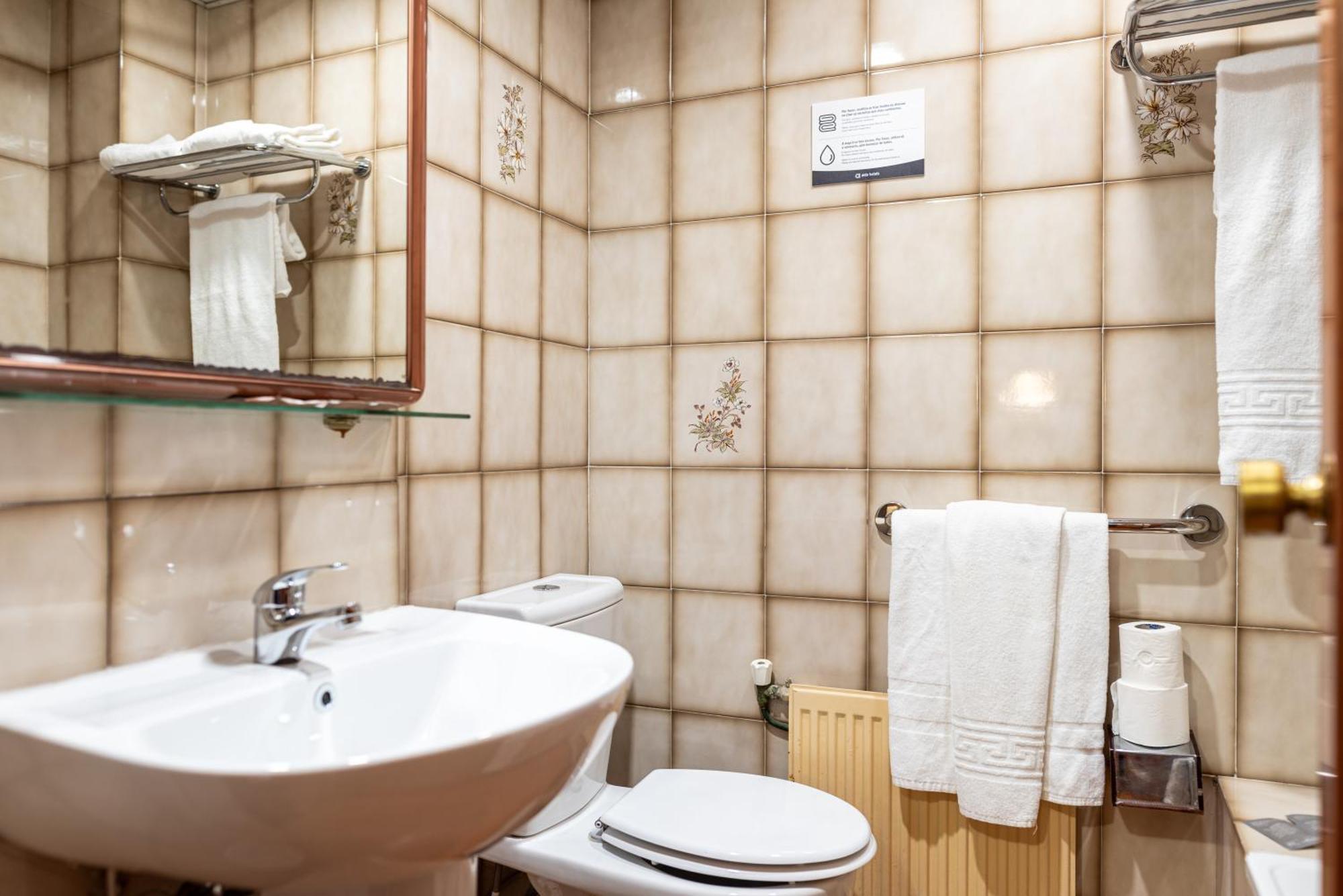 Hotel Alda Centro Pontevedra Eksteriør billede